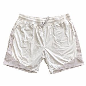 Rhone Lined Light Grey Athletic Shorts size XXL